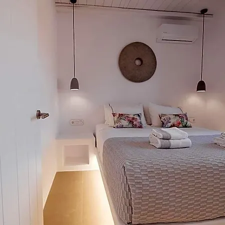 Xerolithos Natural Living Hotel *